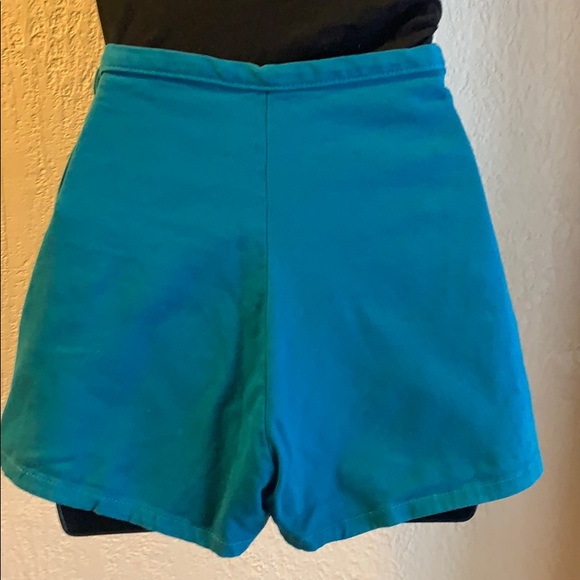 Turquoise American Apparel pinup short - Picture 2 of 3